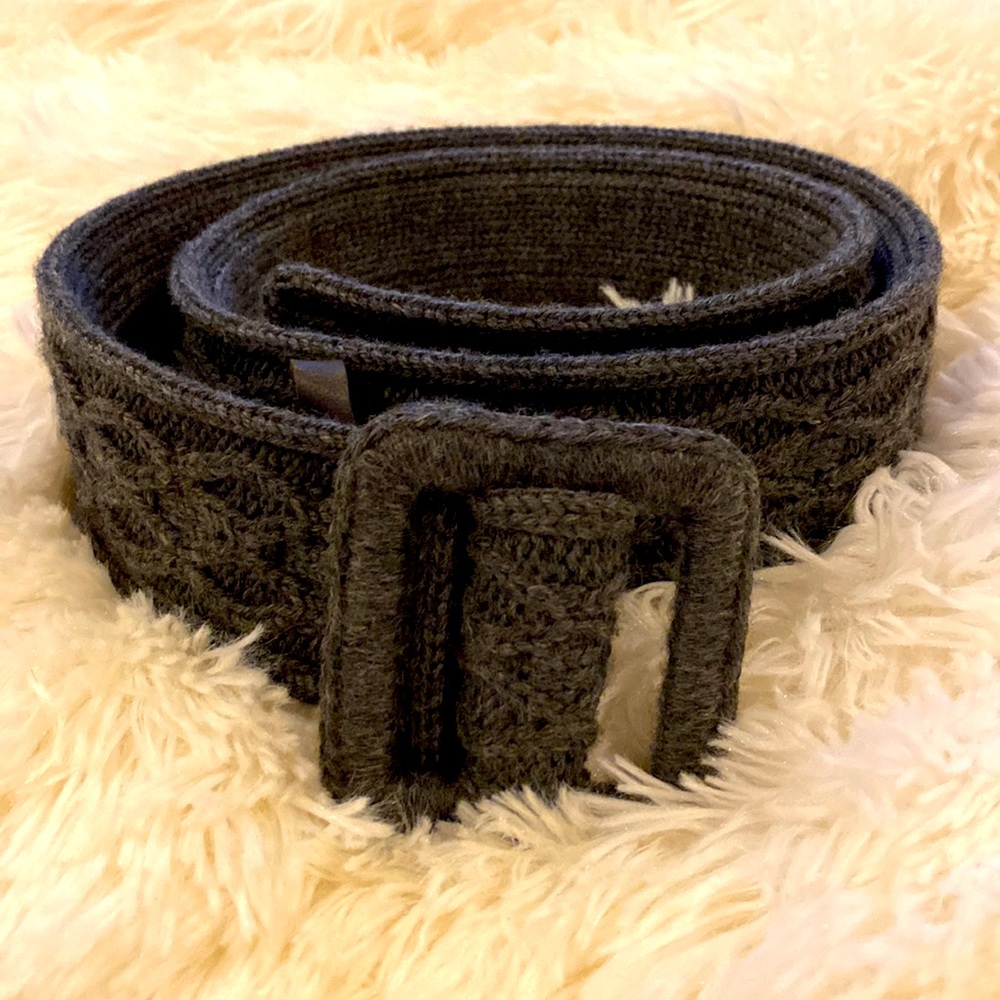 YSL CABLE KNIT BELT (40”)